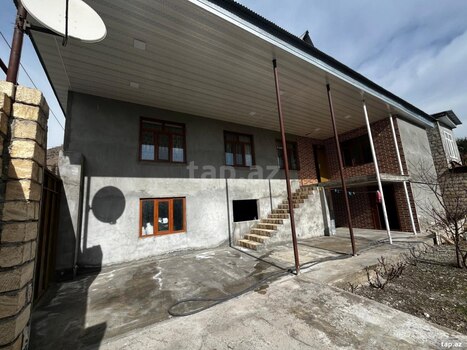 Həyət evi, Şəki ş.