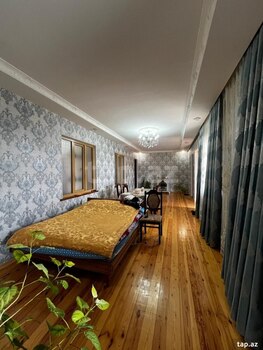Həyət evi, Şəki ş.