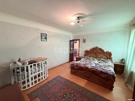 Bağ evi, Saray qəs.