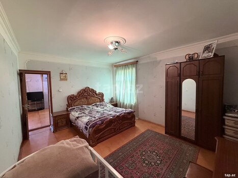Bağ evi, Saray qəs.