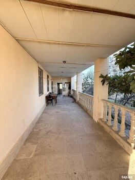 Bağ evi, Saray qəs.