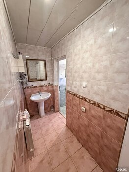 Bağ evi, Saray qəs.