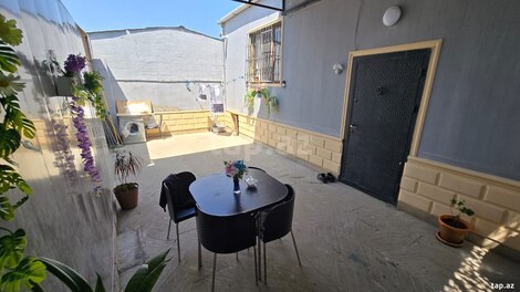Həyət evi, Bakıxanov qəs.