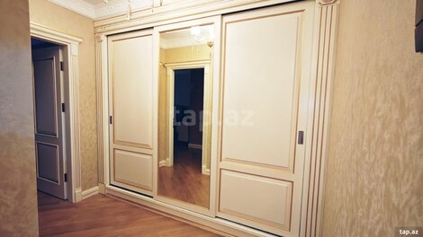 6-otaqlı yeni tikili, Xırdalan ş., 222 m²