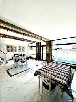 Villa, Qəbələ r.