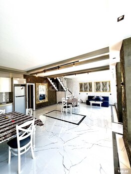 Villa, Qəbələ r.