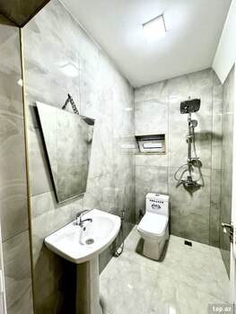 Villa, Qəbələ r.