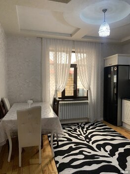 4-otaqlı yeni tikili, Oğuz r., 139.9 m²