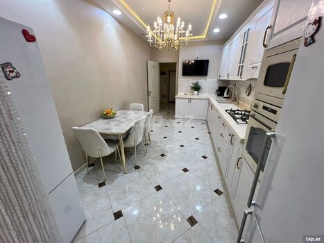 3-otaqlı yeni tikili, Moskva pr.3168, 140 m²