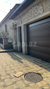 Villa, Qax r.