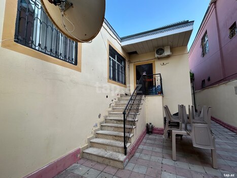 Həyət evi, Qaraçuxur qəs.