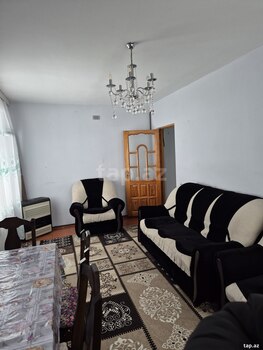 2-otaqlı mənzil, Şəki ş., 42 m²