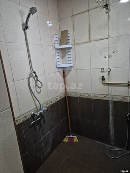 2-otaqlı mənzil, Şəki ş., 42 m²