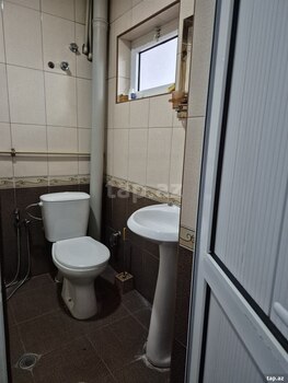 2-otaqlı mənzil, Şəki ş., 42 m²
