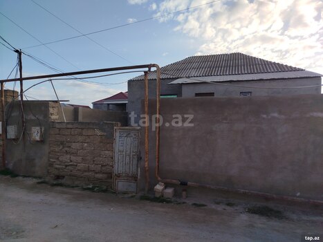 Həyət evi, Binə qəs.