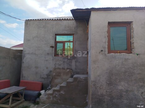 Həyət evi, Binə qəs.