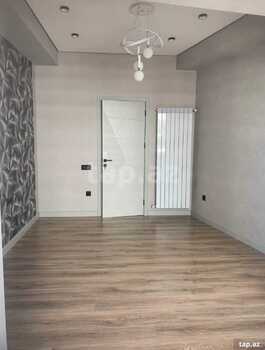 4-otaqlı yeni tikili, Həmdəm Ağayev küç., 182 m²