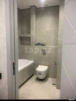 4-otaqlı yeni tikili, Həmdəm Ağayev küç., 182 m²