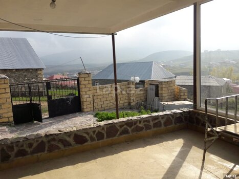 Bağ evi, Xoşbulaq kəndi