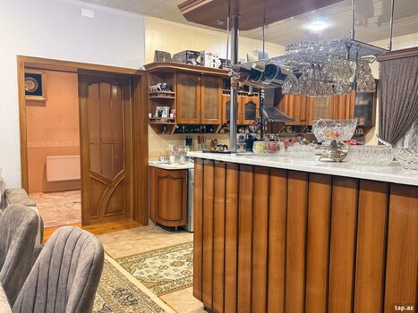 Bağ evi, Novxanı qəs.