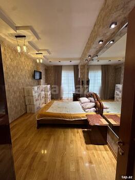4-otaqlı yeni tikili, Nizami küç., 185 m²