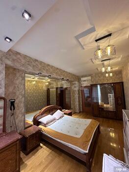 4-otaqlı yeni tikili, Nizami küç., 185 m²