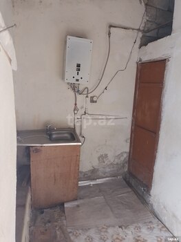 2-otaqlı mənzil kirayə verilir, Saray qəs., 40 m²
