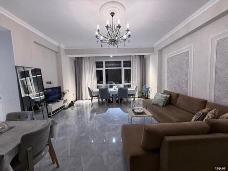 3-otaqlı yeni tikili, A.Kunanbayev küç., 105 m²
