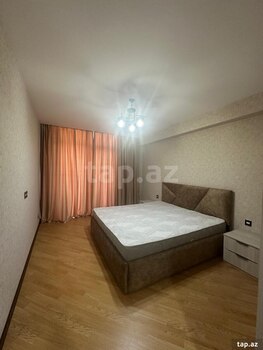 3-otaqlı yeni tikili, Ə. Əliyev küç., 130 m²