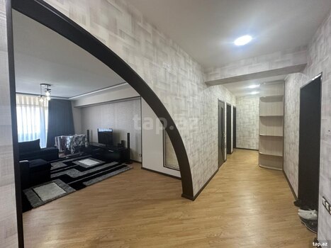 3-otaqlı yeni tikili, Ə. Əliyev küç., 130 m²