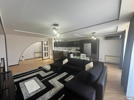 3-otaqlı yeni tikili, Ə. Əliyev küç., 130 m²