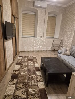 2-otaqlı mənzil kirayə verilir, Vidadi küç. 133, 69 m²