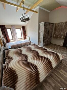 Villa, Quba r.