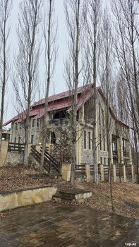 Villa, Quba r.