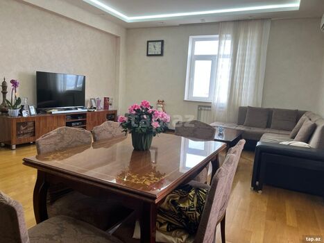 4-otaqlı yeni tikili, Mirəli Seyidov küç., 183 m²