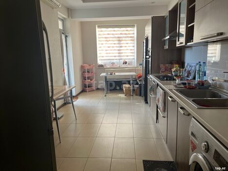 4-otaqlı yeni tikili, Mirəli Seyidov küç., 183 m²
