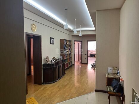 4-otaqlı yeni tikili, Mirəli Seyidov küç., 183 m²