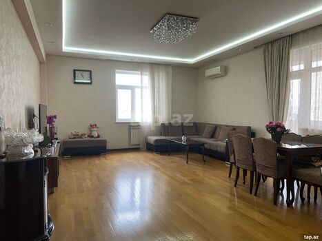 4-otaqlı yeni tikili, Mirəli Seyidov küç., 183 m²