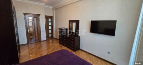 4-otaqlı yeni tikili, Kamal Rəhimov küç., 143 m²