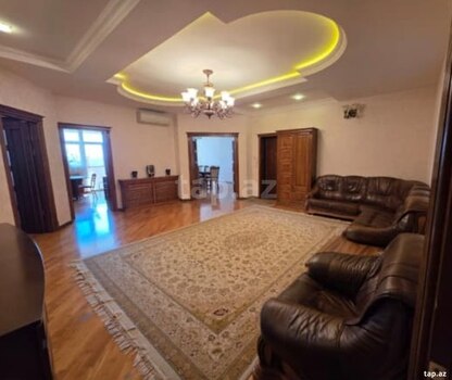 4-otaqlı yeni tikili, Kamal Rəhimov küç., 143 m²