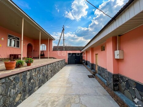 Həyət evi, Şəki ş.