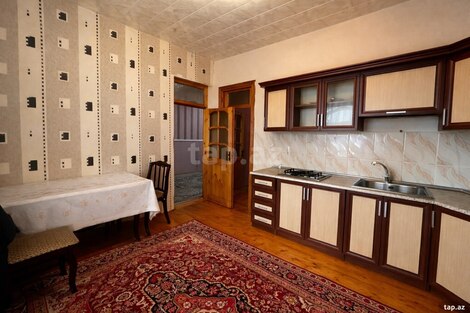 Həyət evi, Şəki ş.