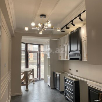 6-otaqlı yeni tikili, Sumqayıt ş., 267 m²