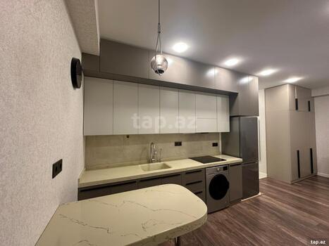 2-otaqlı yeni tikili, Moskva pr. 31-68, 80 m²