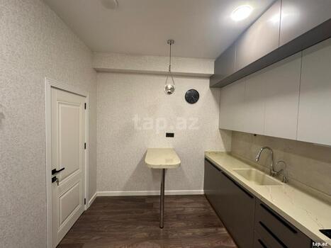 2-otaqlı yeni tikili, Moskva pr. 31-68, 80 m²
