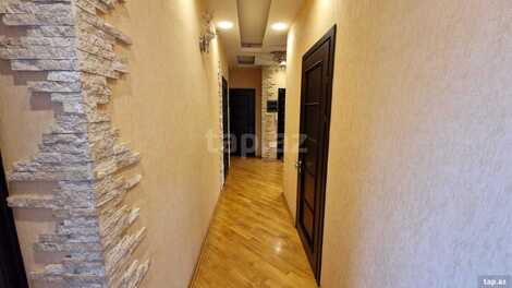 3-otaqlı yeni tikili, Nizami m., 125 m²