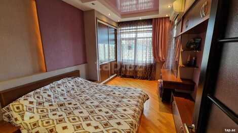 3-otaqlı yeni tikili, Nizami m., 125 m²