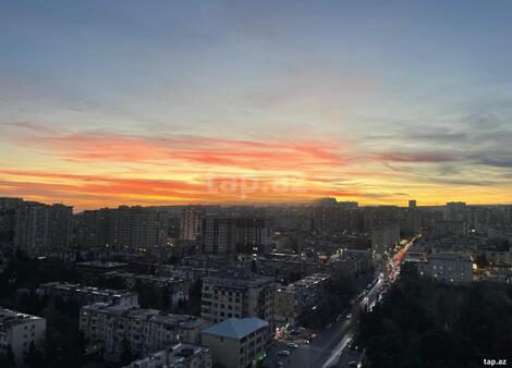 2-otaqlı yeni tikili, İnşaatçılar m., 80 m²