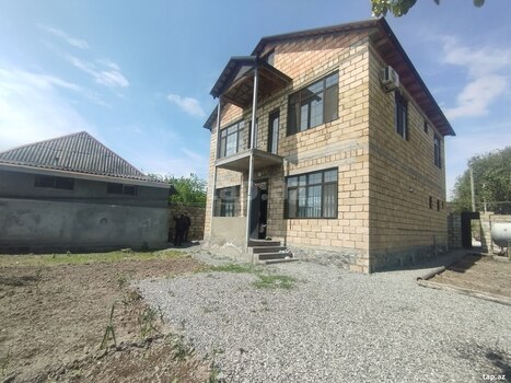 Villa, Şəki ş.