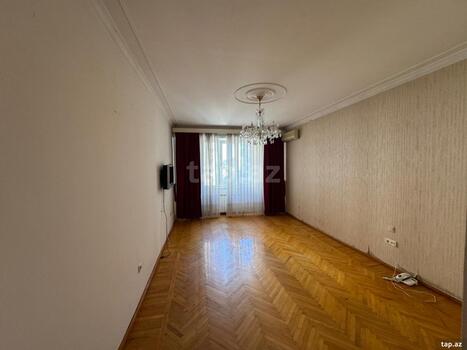 4-otaqlı yeni tikili, Məhəmməd Naxçıvani küç., 200 m²